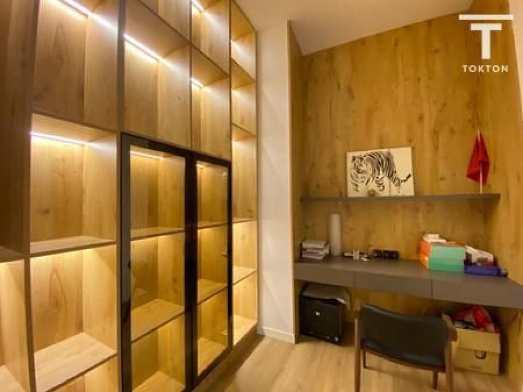VENDESI, APPARTAMENTO DI LUSSO + PISCINA, GIARDINO BOTANICO, TIRANA