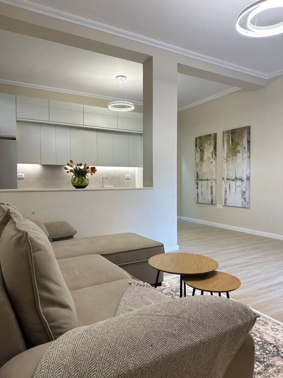 Jepet me qera apartament 1+1 Oxhaku