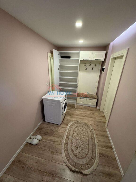 Apartament 1+1 me Qera tek 21 Dhjetori ne Tirane
