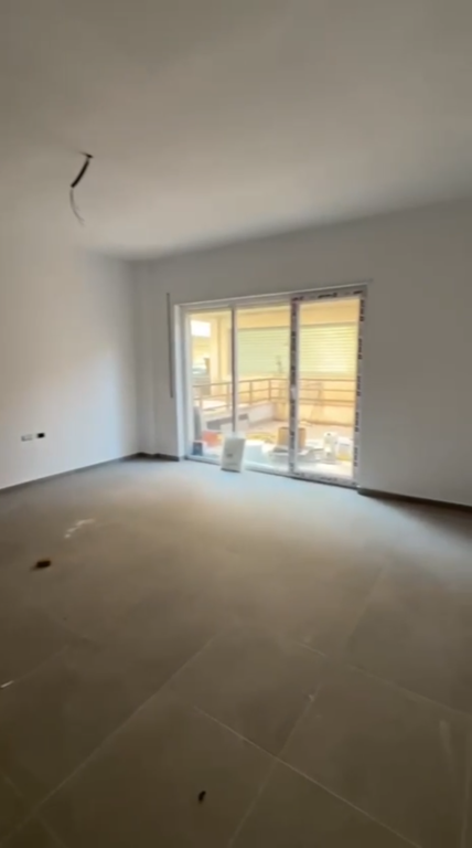 Apartment 2+1+ veranda for sale Eleonora Kodra e Diellit !