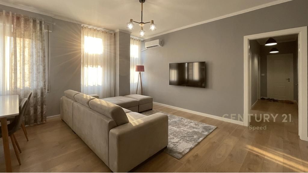 APARTMENT 2+1 FOR RENT AT PARIS COMMUNE!