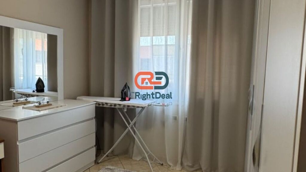 Tek Kryqezimi I 21 Dhjetorit, Mbrapa Bar Oslo, Jepet Me Qira Apartament 2+1, Me Lokacion Ideal!!!