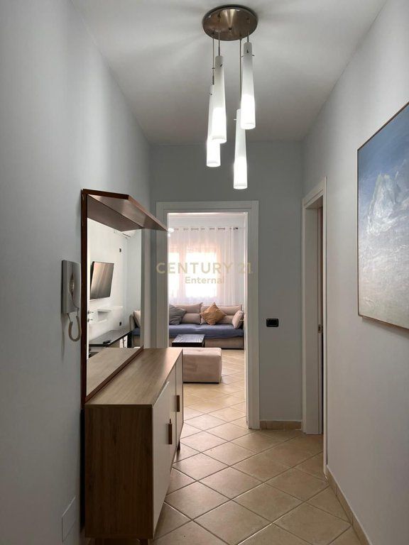 Apartament 2+1+2 me Qira te Rruga e Barrikadave, pranë Prokurorisë!