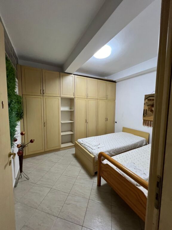 Apartment 2+1 for rent, Bllok near Wilson Square 700 thousand lek