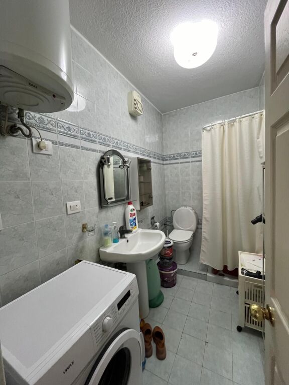 🏡 JEPET ME QIRA APARTAMENT 2+1📍 Rruga e Kosovarëve - Widok 6