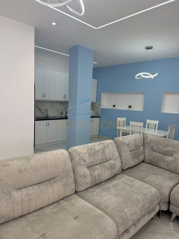 Qera, Apartament 1+1+Post Parkim, Rruga Siri Kodra, Tiranë.