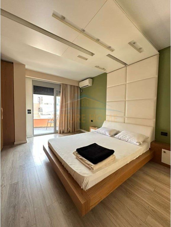 For sale, Apartment 1+1, 21 Dhjetori, Tirana