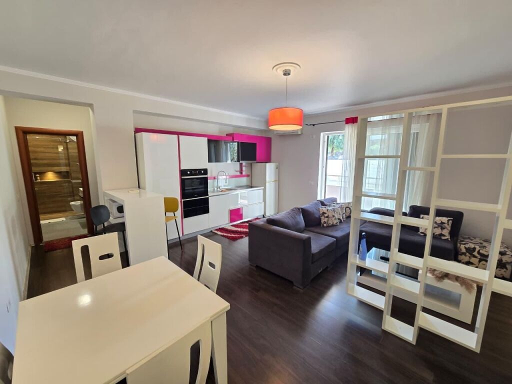 JEPET ME QIRA APARTAMENT 1+1 – KODRA E DIELLIT 1