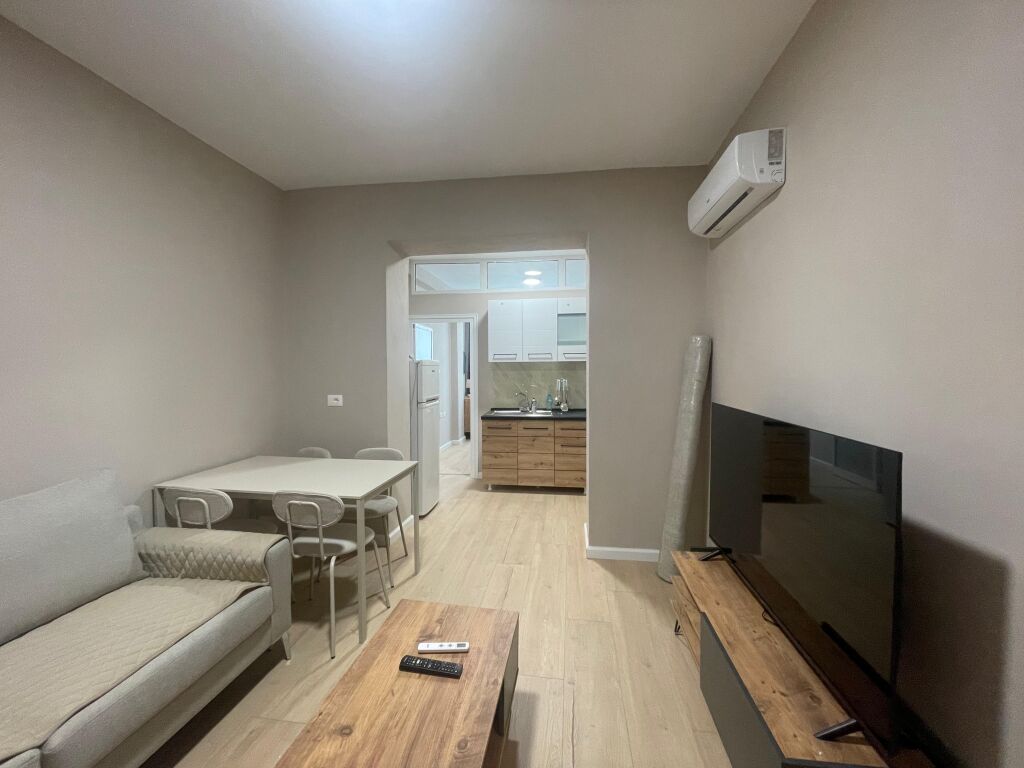 Apartament 1+1 per qera Ali Demi !