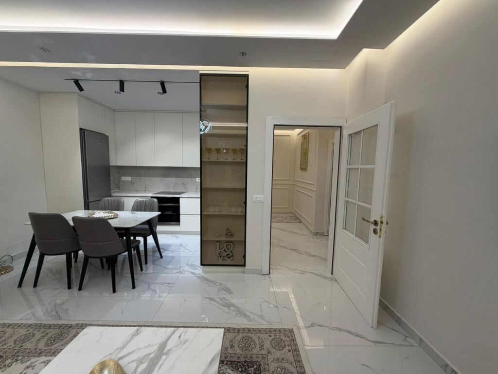 Appartamento 2+1 in affitto, Di fronte al Complesso Delijorgji