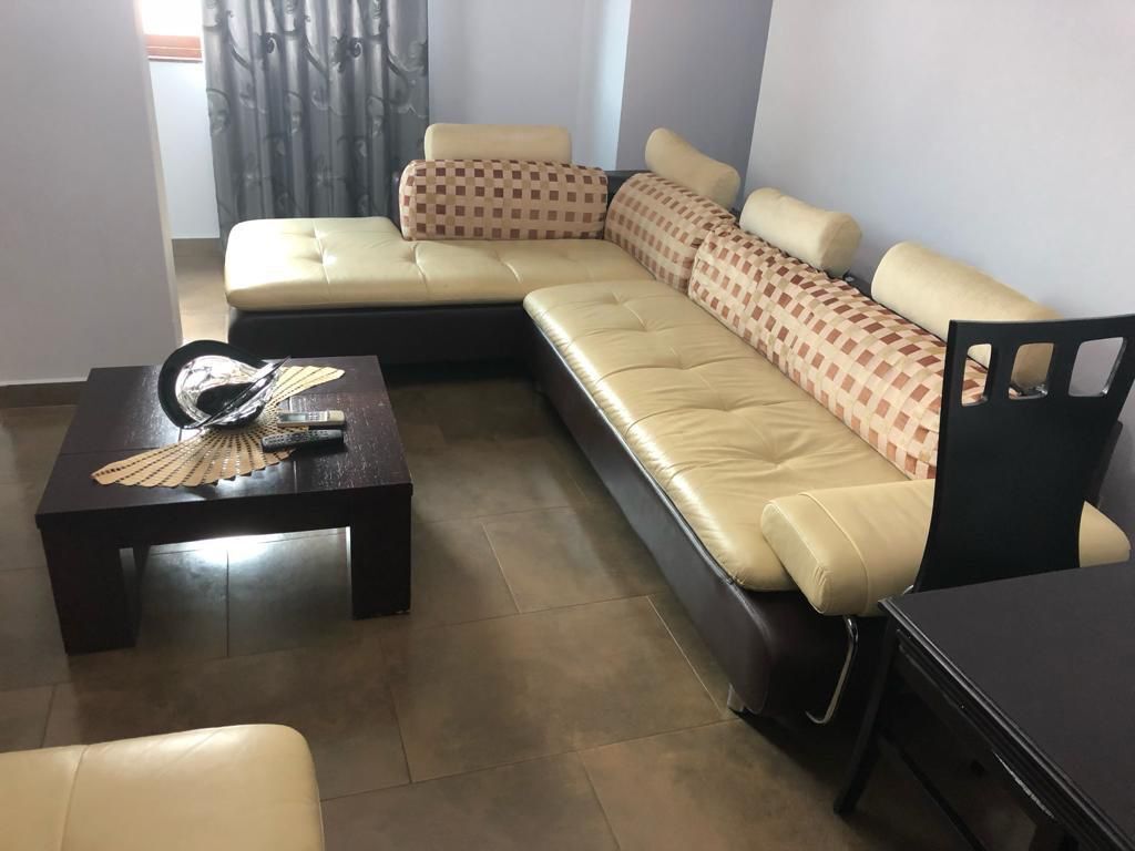 Apartment 2+1 for rent at Rruga Dibres