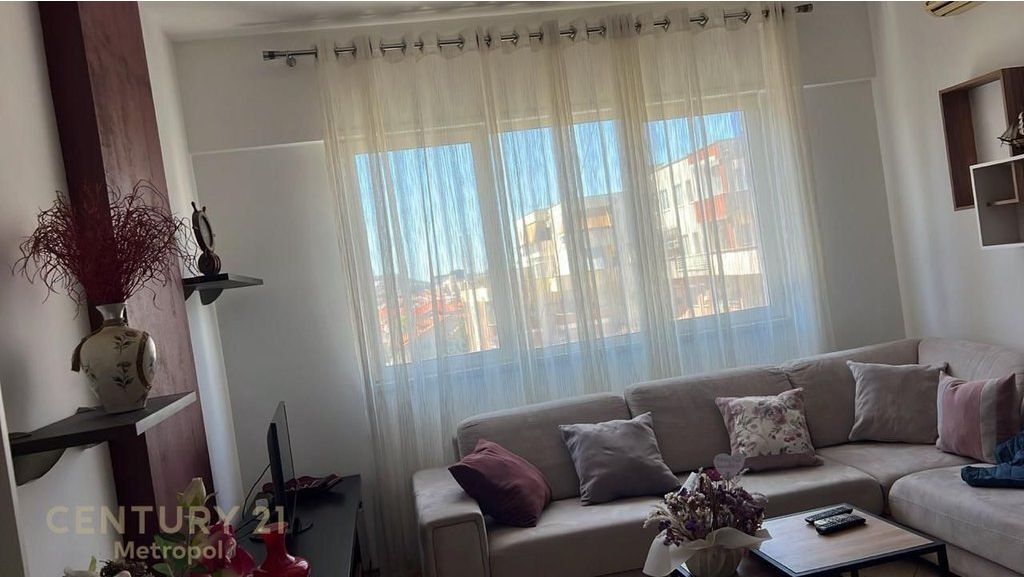 2+1 Apartment for Rent in Kristal Complex – Paris Commune