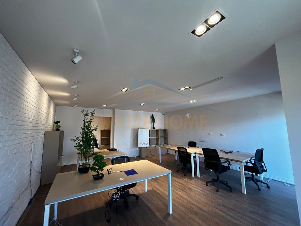 For sale, Apartment 3+1+2, Tirana Ring Center, Zogu i Zi, Tirana.