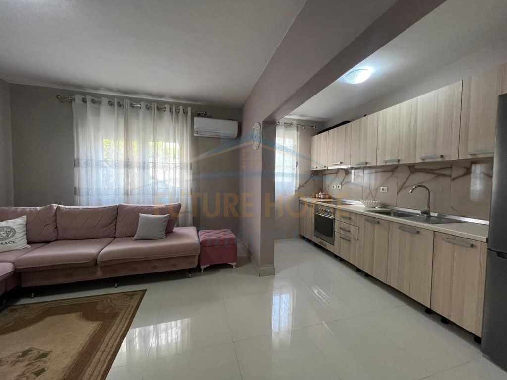 Qera, Apartament 1+1, Ali Demi, Tiranë.
