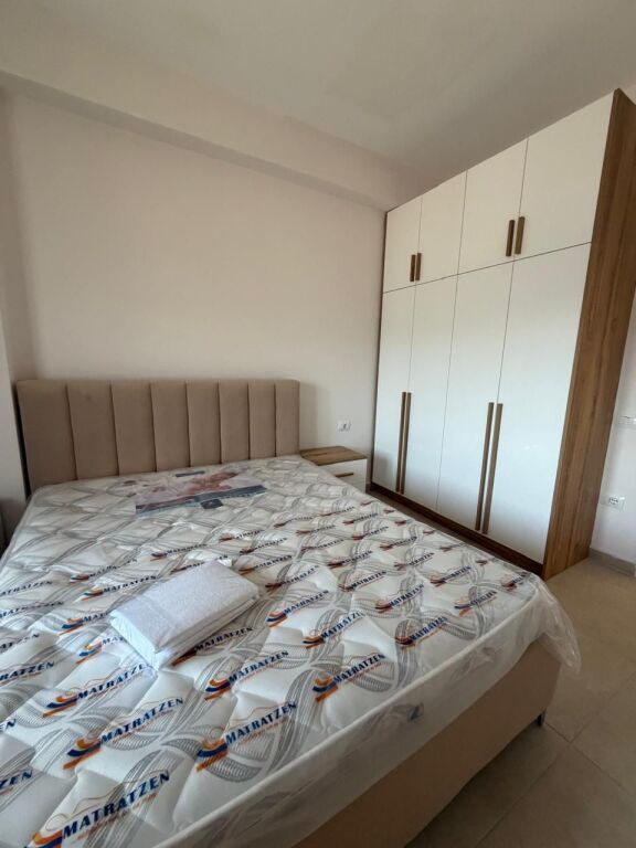 🏡 Jepet me Qira Apartament 1+1 tek Golden Park