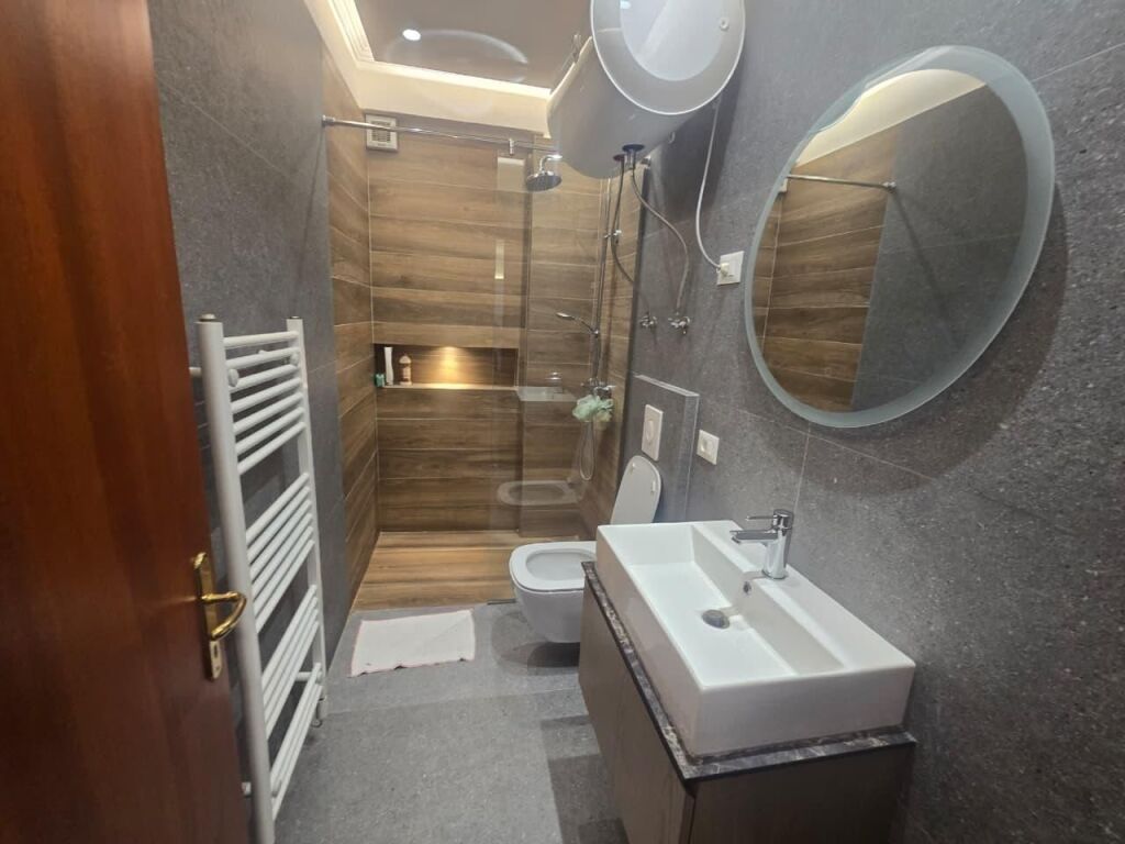 ✨ Jepet me Qira Apartament 1+1 – Kodra e Diellit 1 | I Mobiluar ✨