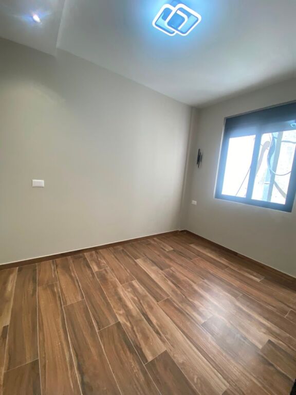 ✨ Jepet me Qira Ambient Biznesi – 21 Dhjetori | Pranë Square 21 | 208 m² ✨