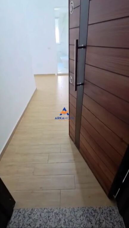 JEPET APARTAMENT 2+1 ME QERA "ASTIR PRANË VILA L" 35.000 LEKE
