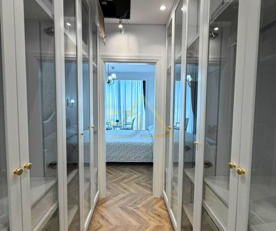Shitet Apartament Luksoz 2+1+2 – Downtown One, Tiranë