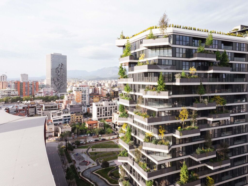 🏢✨ Jepet me Qira Ambient Biznesi Premium – Vertical Forest Tirana | 170 m² ✨