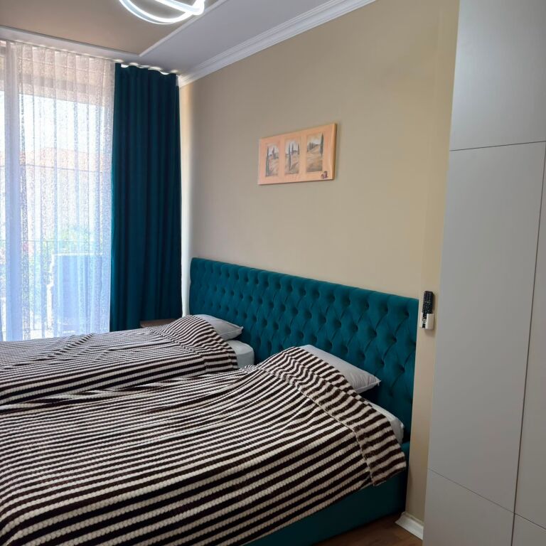 🏢 Rruga Riza Cerova, appartamento in affitto, 2+1+2, arredato. 80.000 Leke