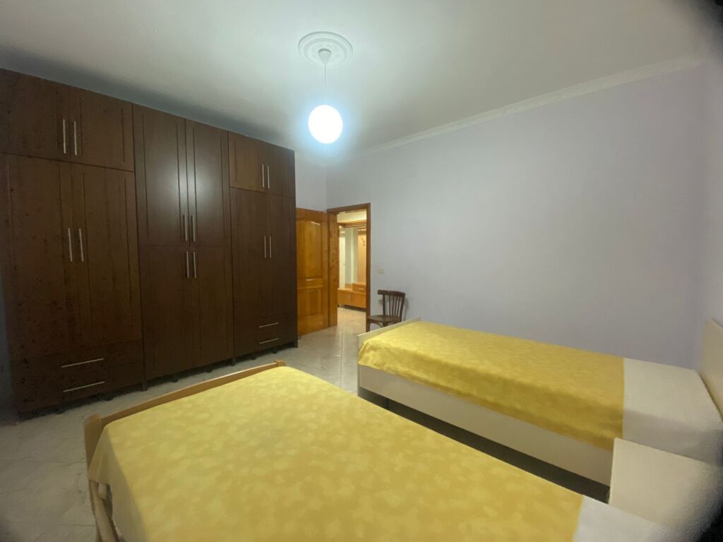 🏢Between 5 Maji Street and Siri Kodres Street, the first floor of a 2+1 villa, furnished, is for rent. 40,000 Leke
