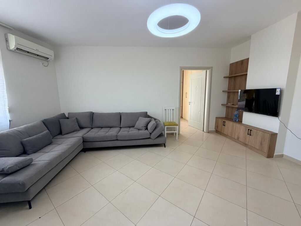 Apartament 1+1 per qira, Qytet Studenti
