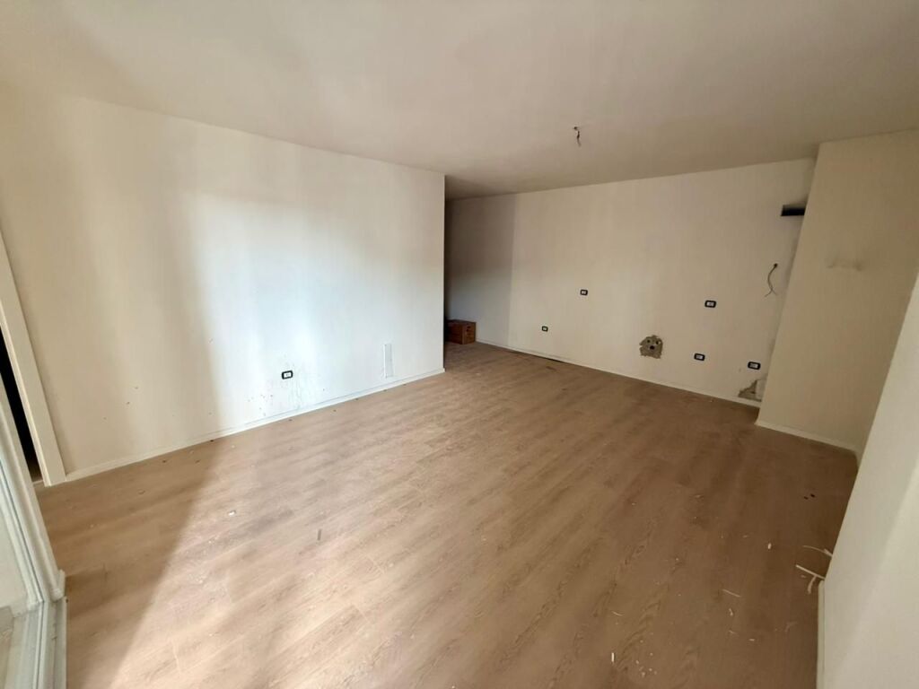 📣 VENDESI Appartamento 2+1 📍 Garden Residence Turdiu, Ex Campo di Aviazione ✨ 💶 Prezzo 155.700 Euro