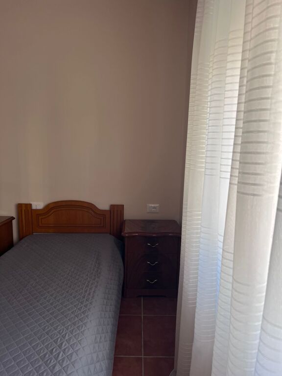 Apartament 2+1 per qera tek Ambasada Amerikane Tirane !