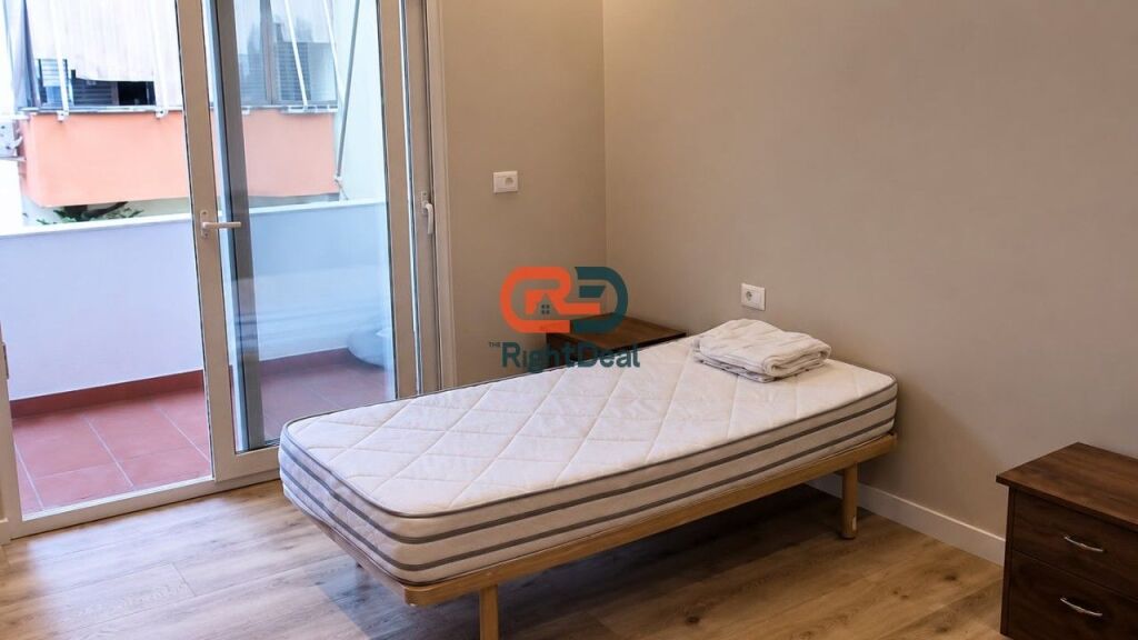 Near 21 Dhjetori, Apartment 2+1 For Sale, With Regular Floor Plan And Spacious Areas !!