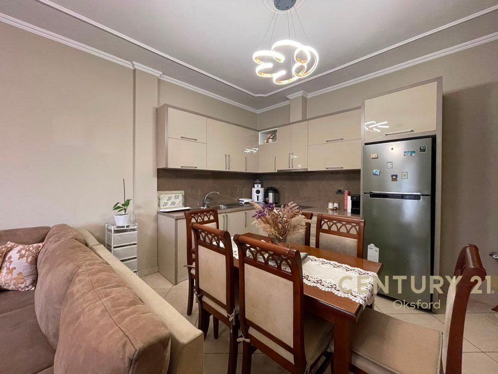 FOR RENT APARTMENT 2+1 WITH PARKING SPACE NEAR SAUK ROUNDABOUT 1,000 € /Month
