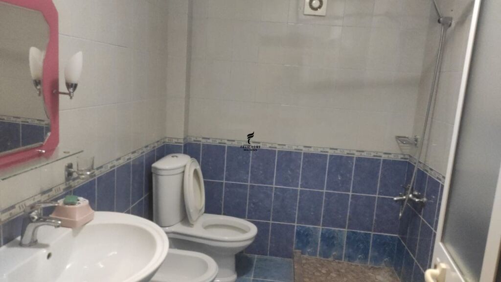 APARTAMENT ME QERA 2+1 RRUGA E ELBASANIT 55.000 LEKE  FH-80908