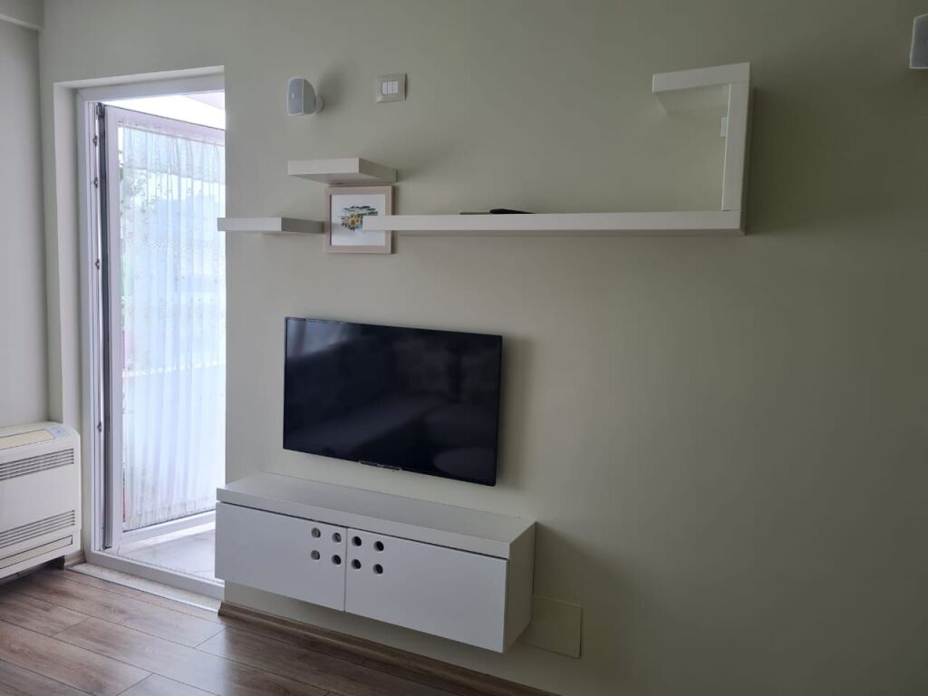 Tirane, apartment 1+1+Balcony for rent Floor 7, 60 m² 450 € (Loni Ligori St., AOS Construction Building)
