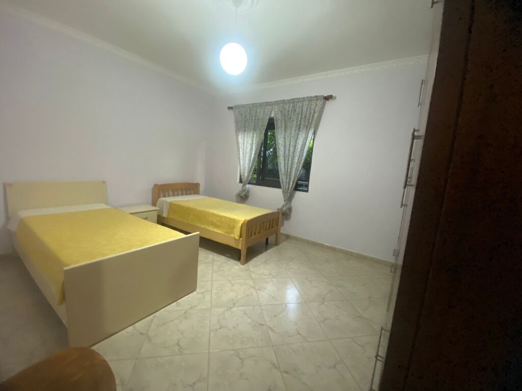 🏢Between 5 Maji Street and Siri Kodres Street, the first floor of a 2+1 villa, furnished, is for rent. 40,000 Leke