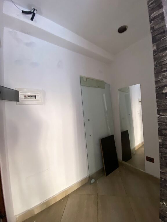 JEPET ME QERA: Ambient për Biznes në Durrës!