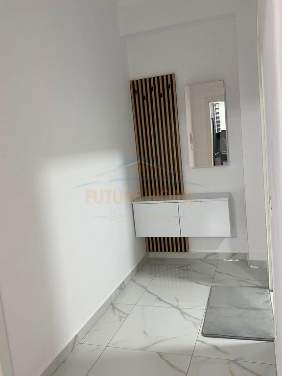 Qira, Apartament 1+1, Unaza e Re, Tiranë.