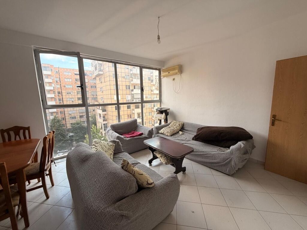🏡 Jepet me qera apartament 2+1+2nme garazh në Astir