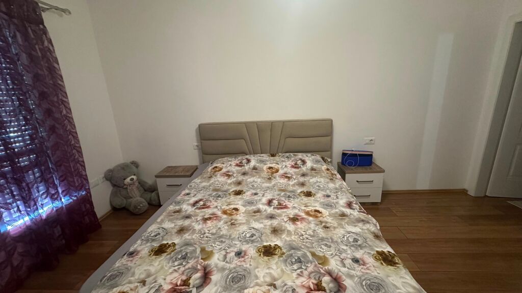 🔥 OKAZION 🏡 Jepet me Qera Apartament 2+1+2 + Ballkon ne Astir tek Vila L, 550 mije leke