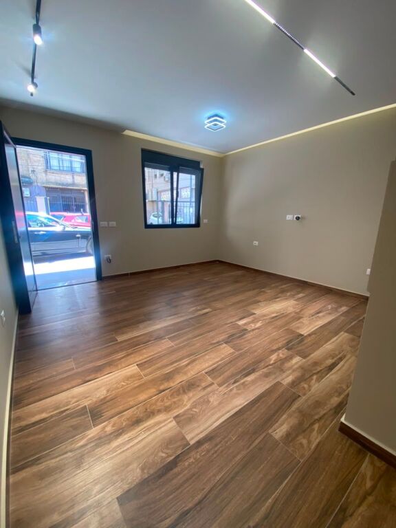 ✨ Jepet me Qira Ambient Biznesi – 21 Dhjetori | Pranë Square 21 | 208 m² ✨