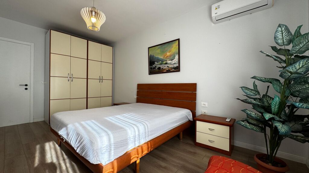 Apartment 1+1 for rent near the Artistic High School