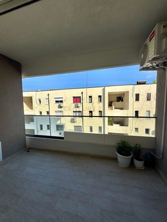 Restorant Durrësi, apartament 2+1+2 me qera 600 € /Muaj