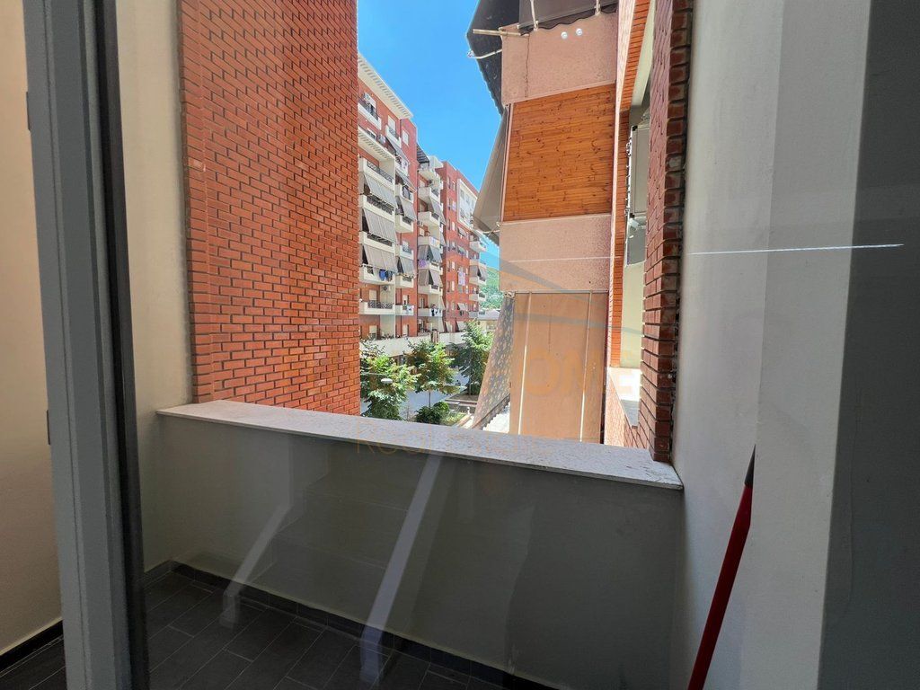In vendita, Monolocale, Via Mine Peza, Tirana