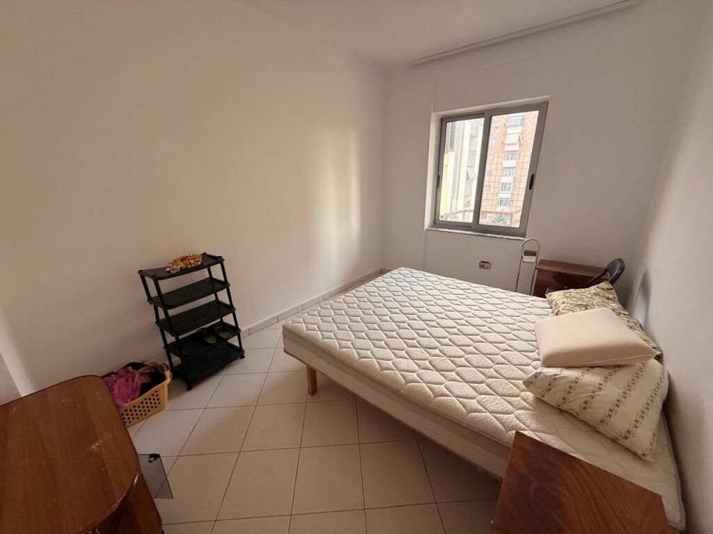 🏡 Jepet me qera apartament 2+1+2nme garazh në Astir