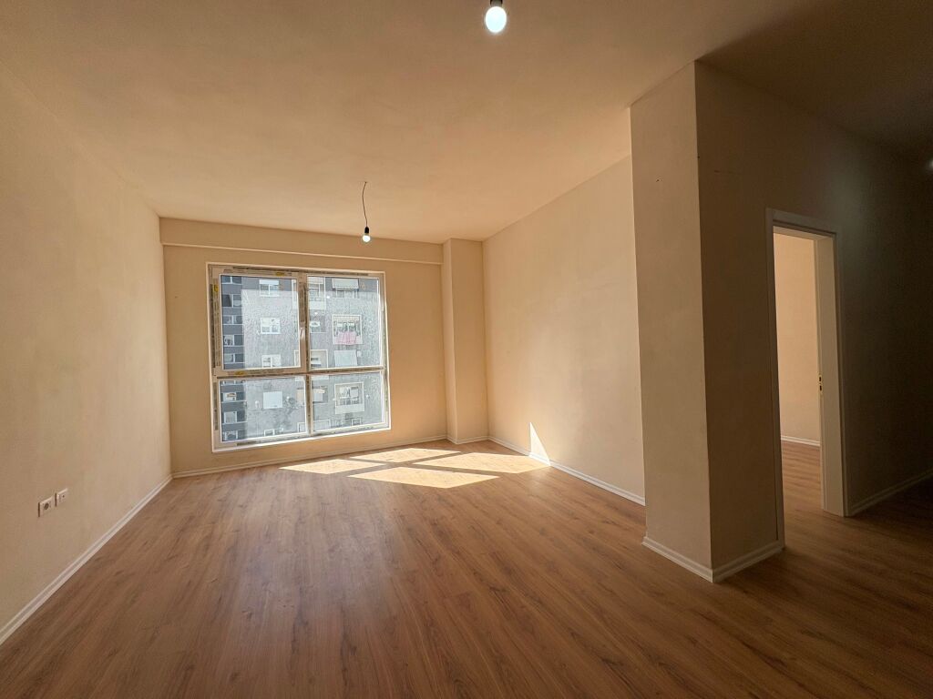 For sale 3+1+2+ Storage at Komuna e Parisit!