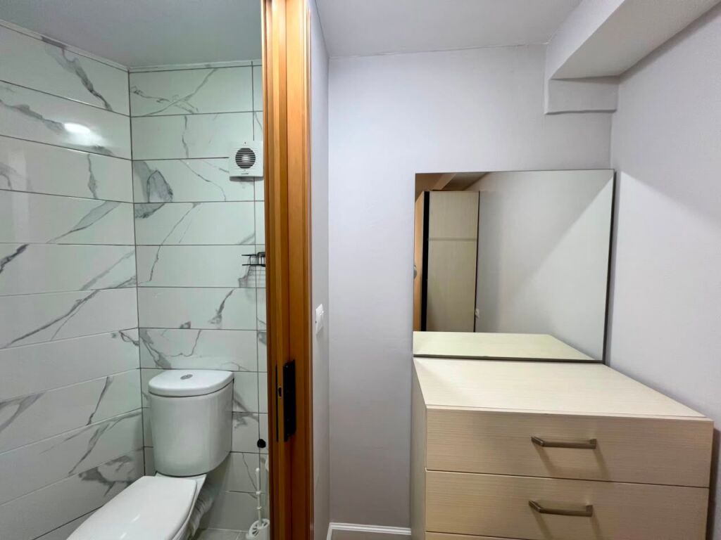 Duplex di Lusso in Vendita, Pronto per Abitare o Airbnb, vicino al Lago Secco