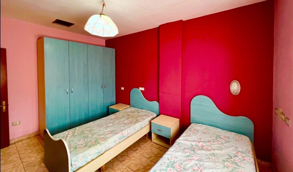 Apartament Duplex 4+1+2 te Kodra e Diellit per shitje!
