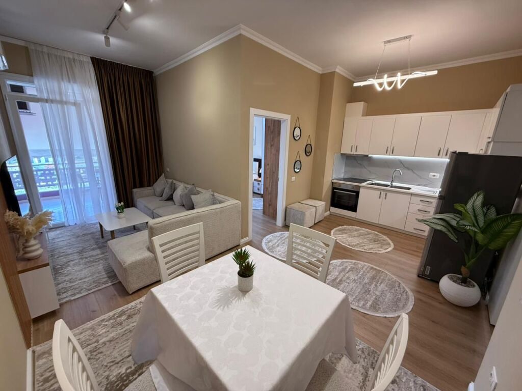 📣 SUPER RENT Apartment 1+1 With Parking 📍 Botanical Garden, Near the Mosque ✨ 💶 Price 75,000 Leke/Month