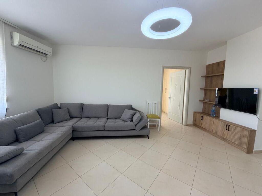Apartament 1+1 per qira, Qytet Studenti