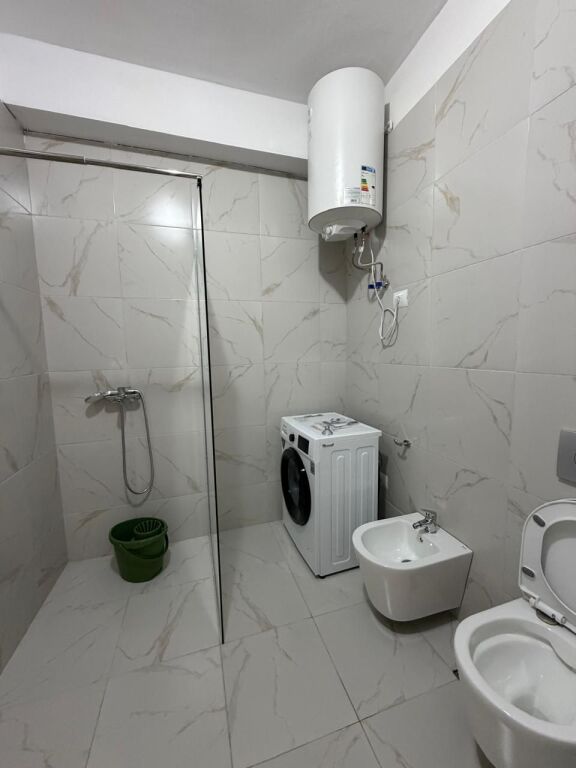 🏡 Jepet me Qira Apartament 1+1 tek Golden Park