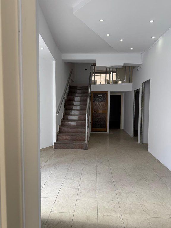 BUSINESS PREMISES FOR SALE NEAR THE BALLET SCHOOL